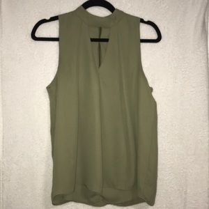 Choker neck tank top